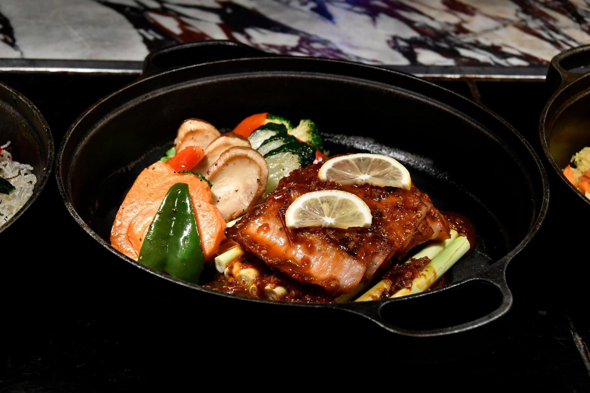 Kempinski Hotel Chongqing - Complimentary 500Ml Home-Brewed Beer Voucher Upon Check-In Exterior foto